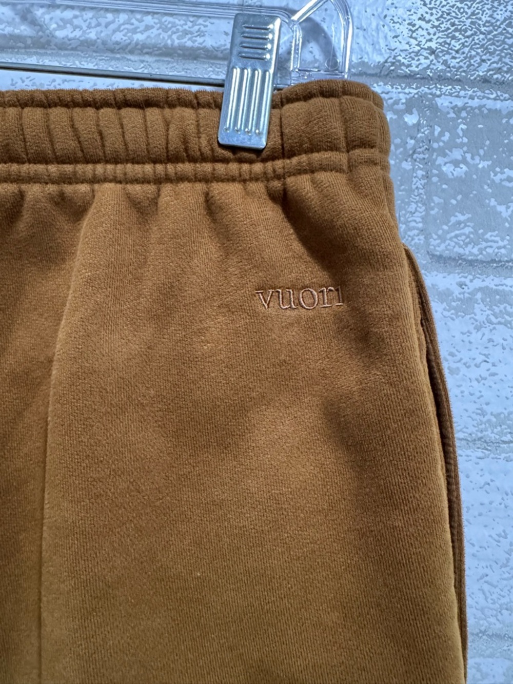 VUORI Restore Classic Sweatpant -  Rum - Sz - Small - Picture 3 of 7
